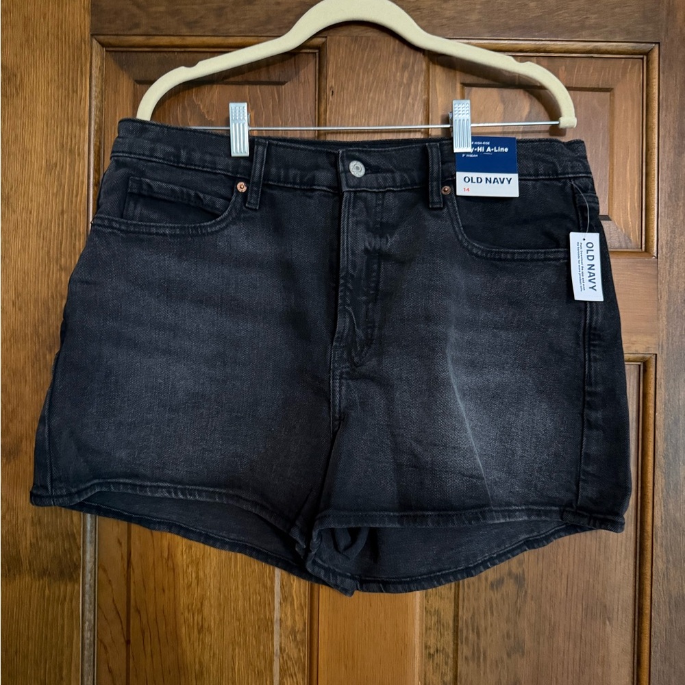 Women’s Old Navy Jean Shorts Black Size 14 NWT